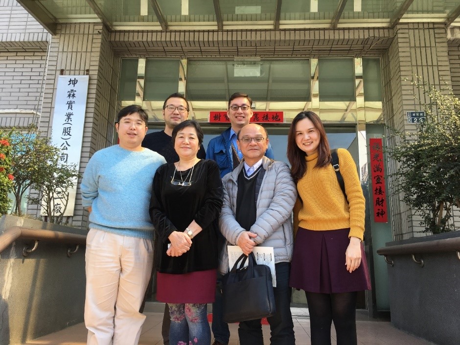 Photo in front of Quin Link Office